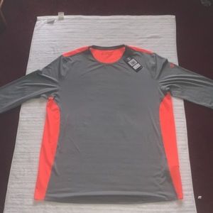 NWT Under Amour dry fit shirt